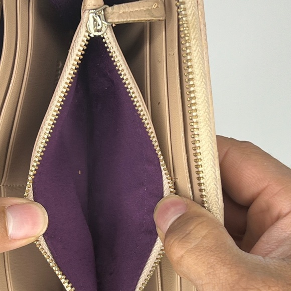 🤎Miu Miu Matelasse Leather Zip Around Long Wallet | PRELOVED🤎 - Picture 4 of 6